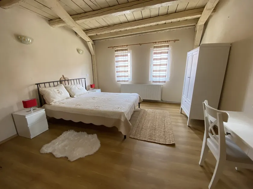 Fântânele Vacation Home, Charming Rustic Home - Image 1