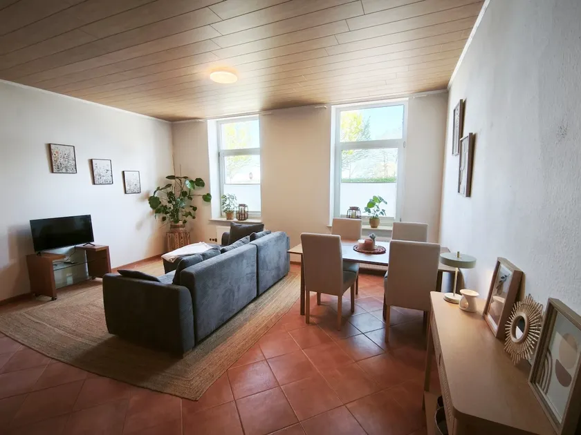 Centrally located ground-floor apartment near the North Sea for work and vacation - Image 1