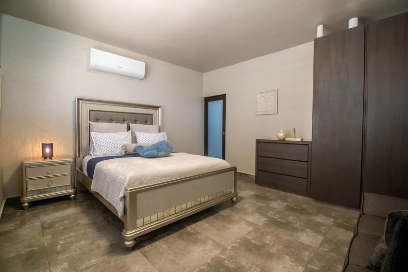 5BR/House/Luxury/Oceanfront/Pool/Jacuzzi/A/C/WiFi - Image 1
