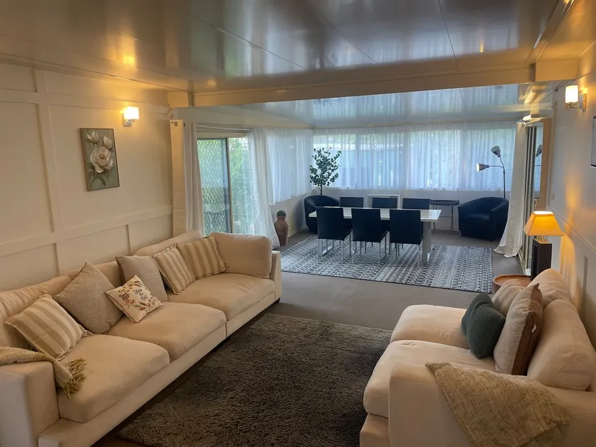 Easy Wagga Stopover, Spacious & Comfortable - Image 1