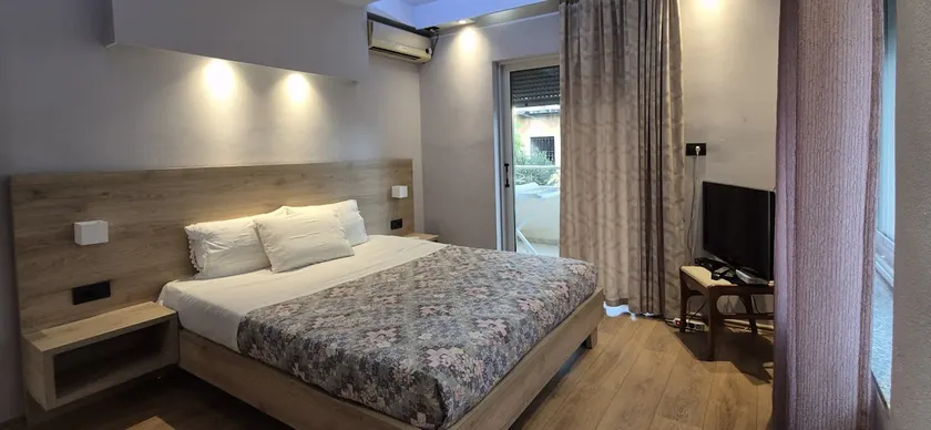 Central Apartment - Image 1