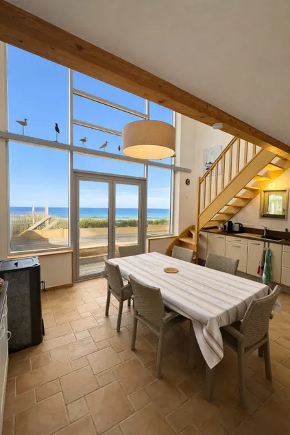 Charming seaside fisherman-style house - Image 1