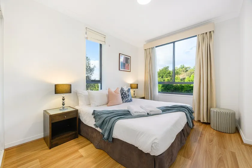 Cozy Convenient Suite in Macquarie Park - Image 1