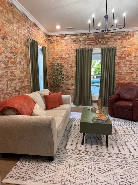 Historic Downtown Brick Townhouse~Newly Renovated - Image 1