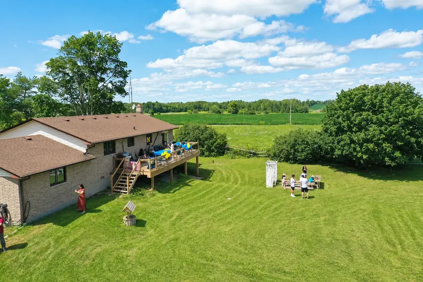Large 6BR Retreat | Sleeps 13 | Riverview - Image 1