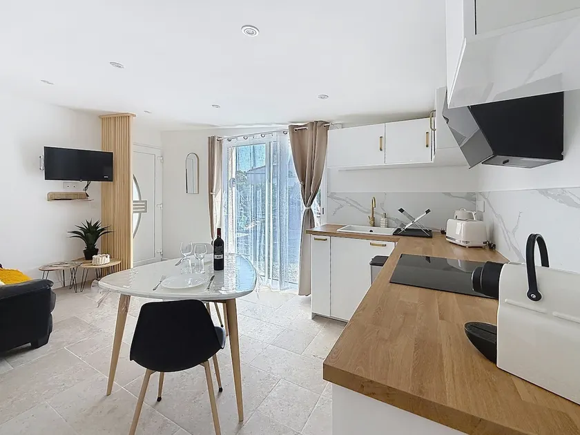 New duplex apartment 10 minutes from the beach • Sablé-style ambiance - Image 1