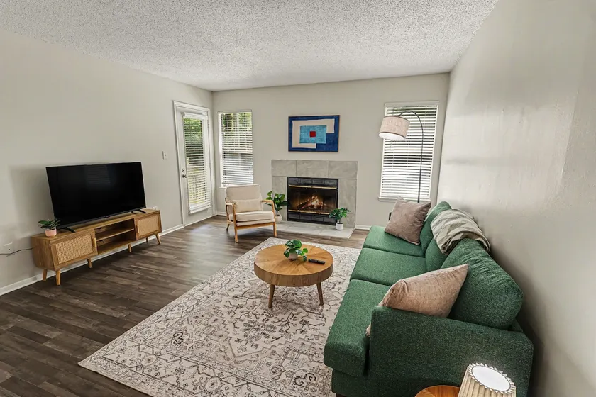 Quiet & Relaxing 2BR | King Bed Near UAB/Hospitals - Image 1