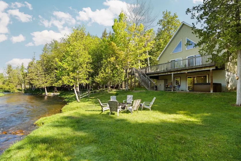 Platte River Sauna, Fire Pit & Hot Tub with Kayaks - Image 1