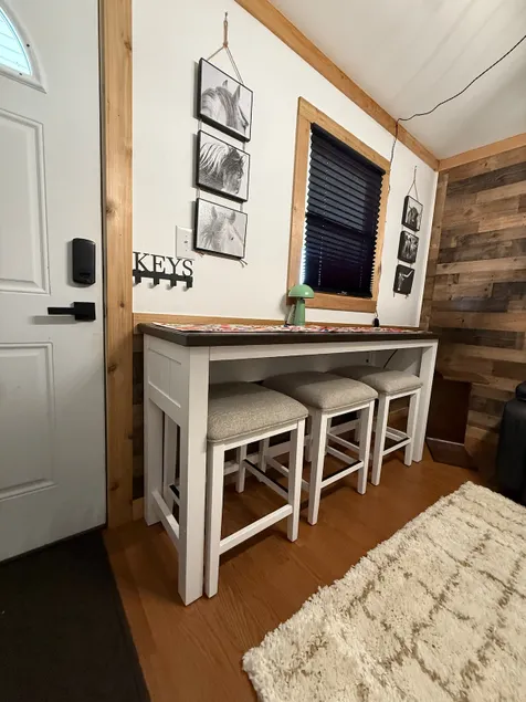 Peaceful 1BR Escape-Relax & Unwind - Image 1