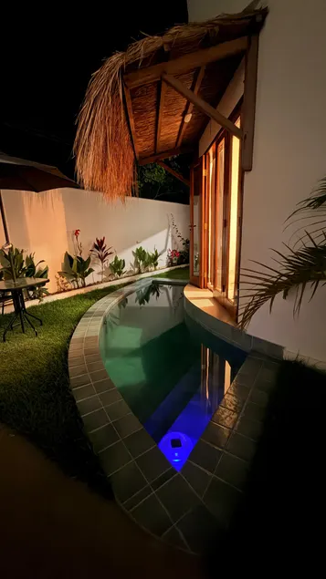 Bungalow 1 Retreat for Two with Private Pool - Image 1