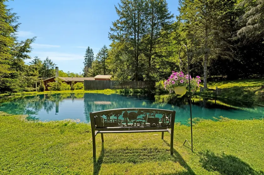 Five Pines Lodge ATV & Snowmobile Friendly - Image 1