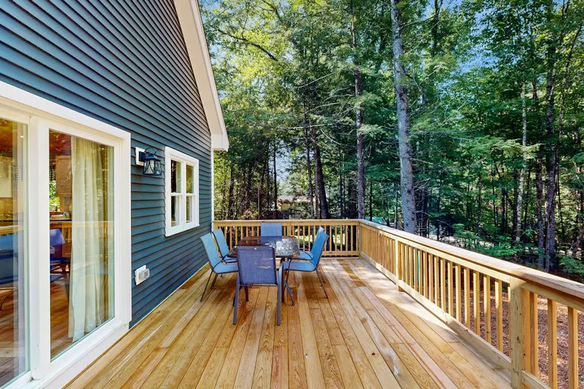 Peaceful new cabin, close to downtown, rail trail - Image 1