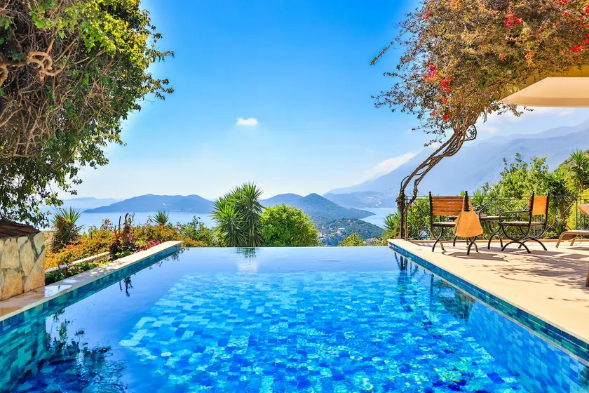 Villa Noyan Stunning Sea View - Image 1