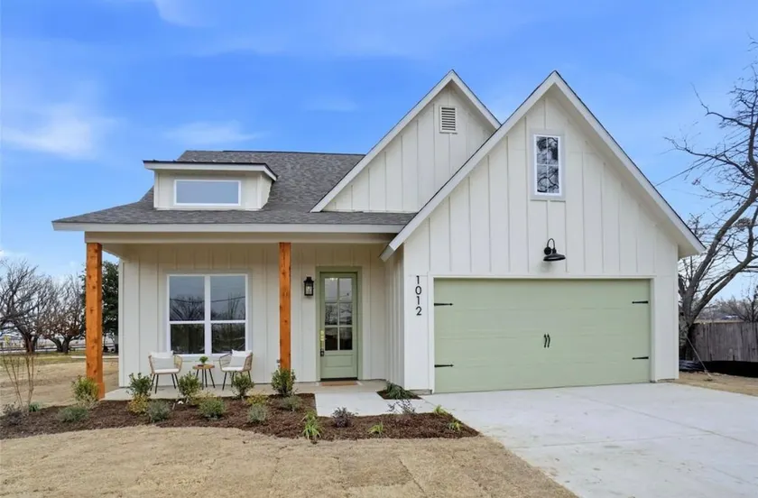 The Magnolia | KING BED | sleeps 12 | heart of DFW - Image 1