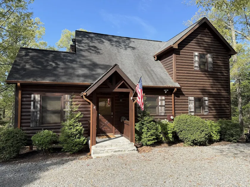 Tranquility Cabin: Game Room, Fire Pit & Hot Tub - Image 1