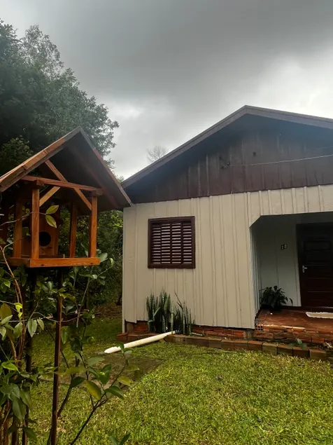 House near the park - Image 1