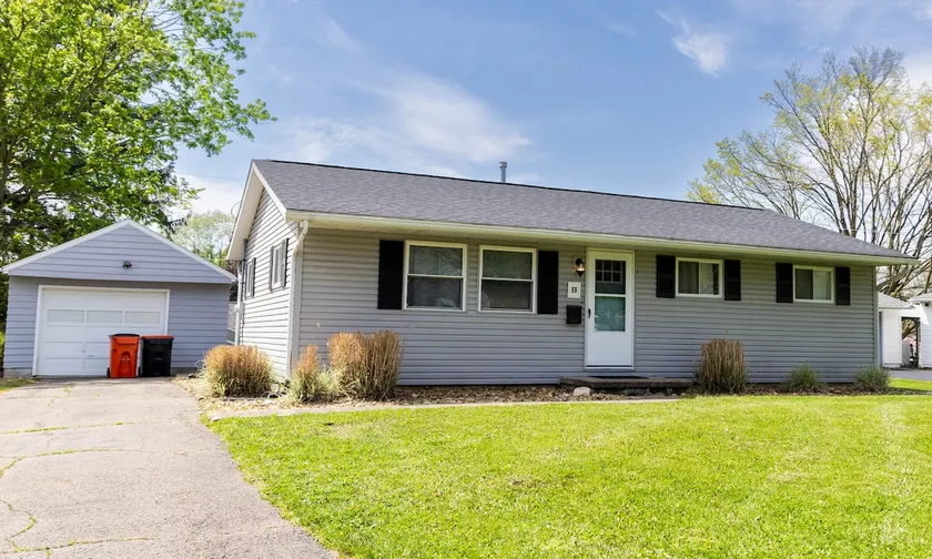 Gorgeous ranch house at the terrace ave 3 bdr - Image 1