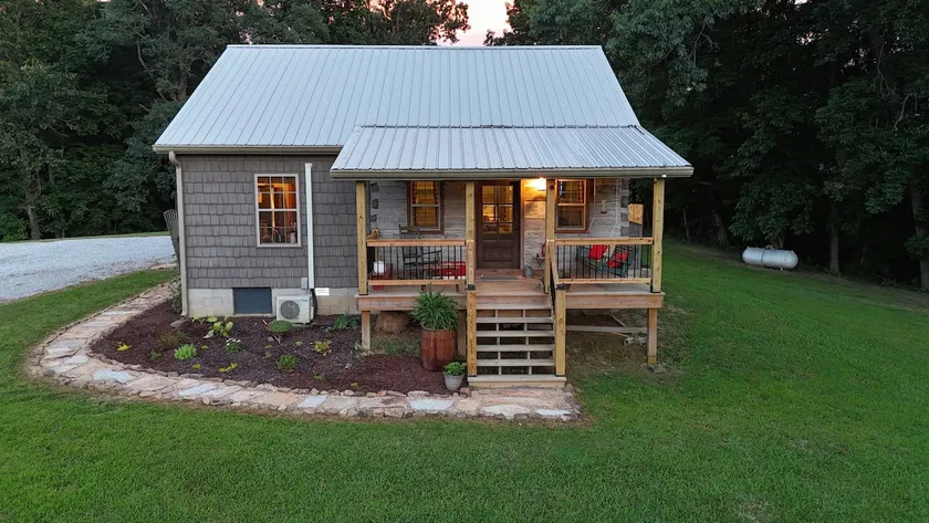 Peter's Creek Retreat - Image 1