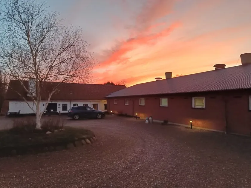 Elmegaarden Guesthouse - Image 1