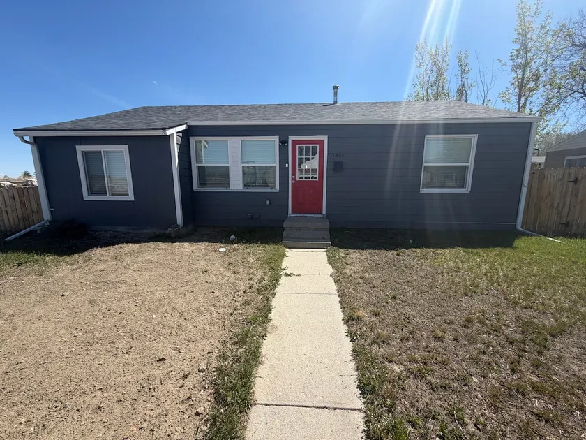 Pet-Friendly 3BR Home w/ Yard & Garage - Image 1
