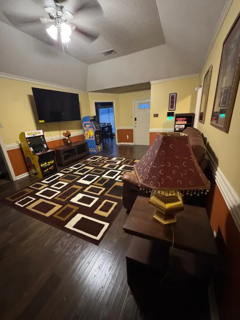 Shelly’s Place - Image 1