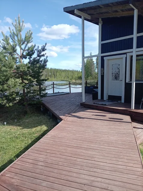4-person cabin with beach sauna. - Image 1