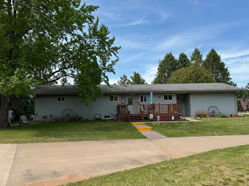 Home in Ino Cozy Farmhouse 20 min from Ashland - Image 1