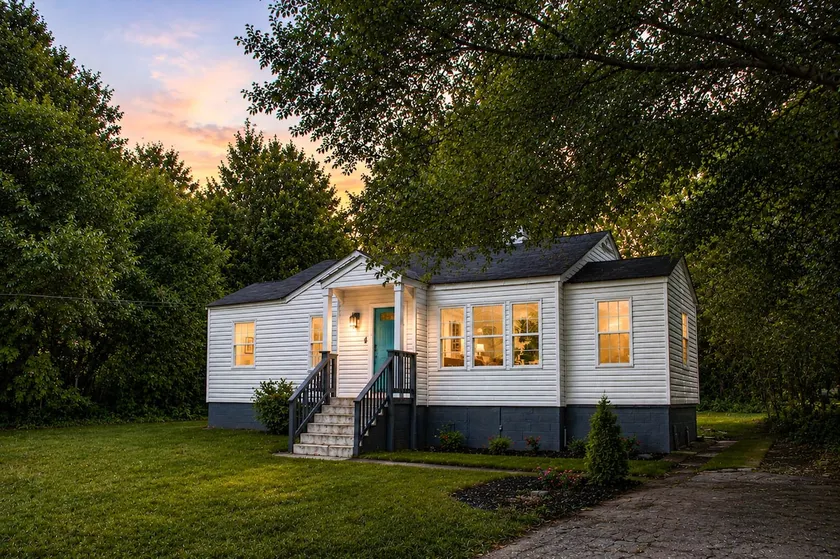 East Lake Retreat - Image 1