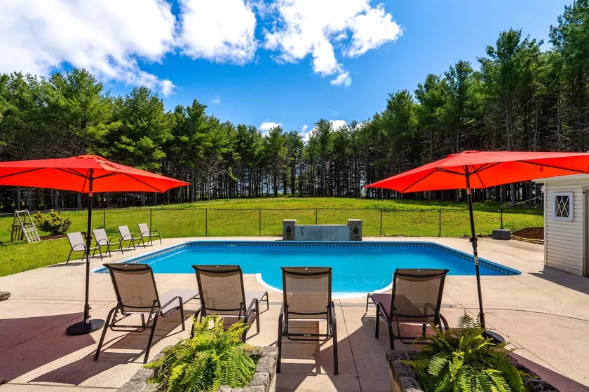 Private City Cottage | Pool | Arcade | Poker Room - Image 1
