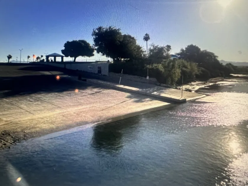 4 Bedroom River Home on Golf Course Near River - Image 1
