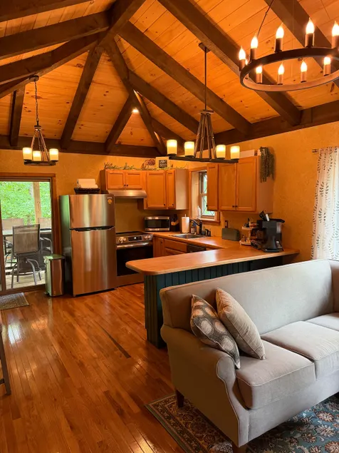 The Cottage Haus - Stunning Views, Hot Tub, Peace! - Image 1