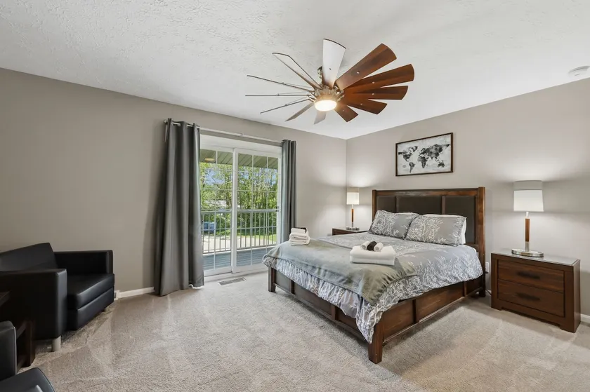 3BR Home for 8 | Near Portage Lakes + Yard - Image 1