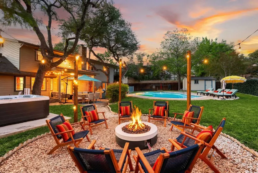 Elegant Escape - Sleeps 14 - Games Pool Fire Pit - Image 1