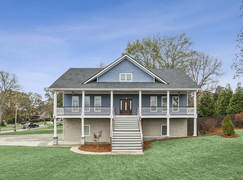 Game Room | Family House | Fire Pit - Image 1