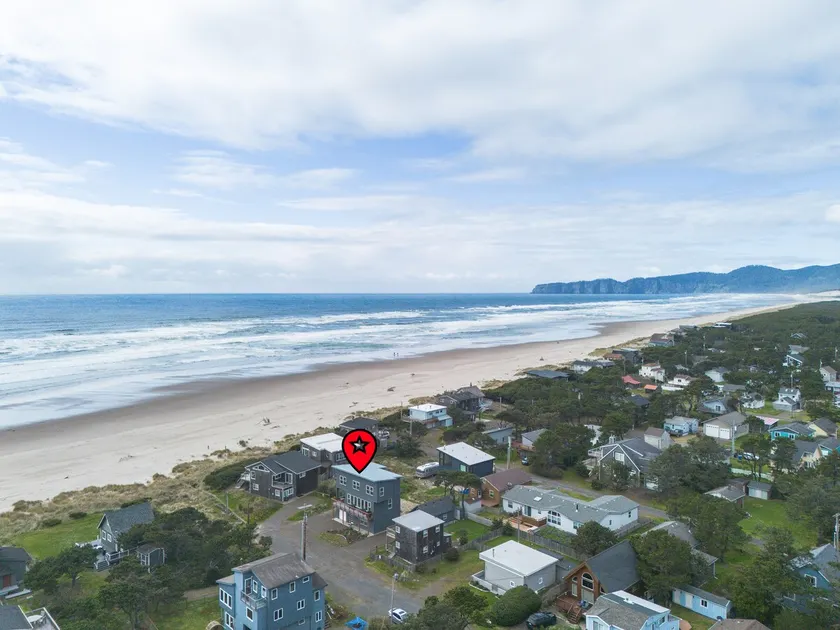 Sea View-New, modern, steps to beach - Image 1