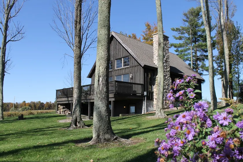 Secluded Timberframe Cottage - Hot Tub & Fireplace - Image 1