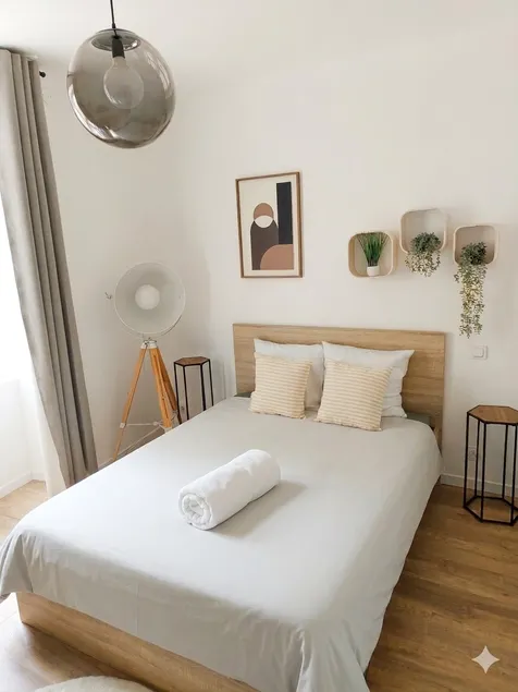 Air-conditioned apartment, quiet, terrace, parking - Image 1