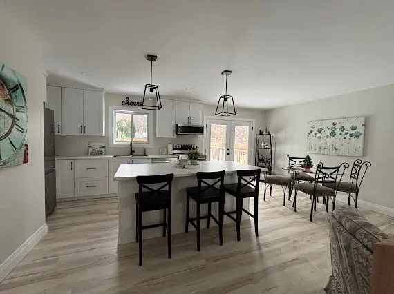 Chic Cottage minutes from beach - Image 1
