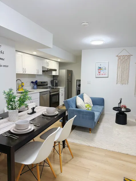 Spacious 1BR Private Suite | Events Centre |TradeX - Image 1