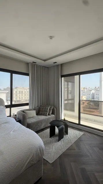 M Residence 8 - Image 1