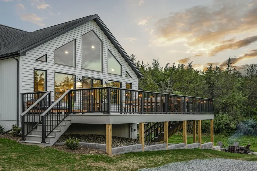 The Alpine Brisa - Sleeps 12 - Close to Pinchot Lake - Image 1