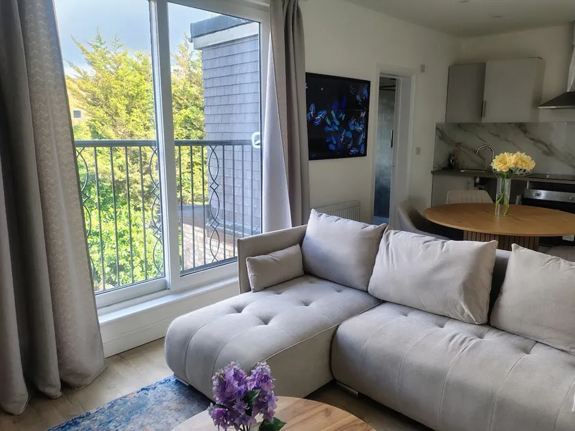 Awesome Flat near Harrow Town Centre - Image 1