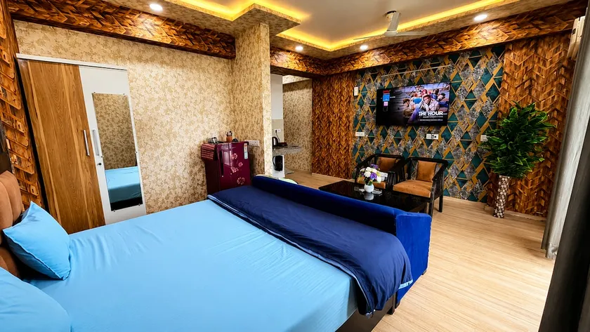 Homey Heaven | Couple Friendly | DLF MyPad - Image 1
