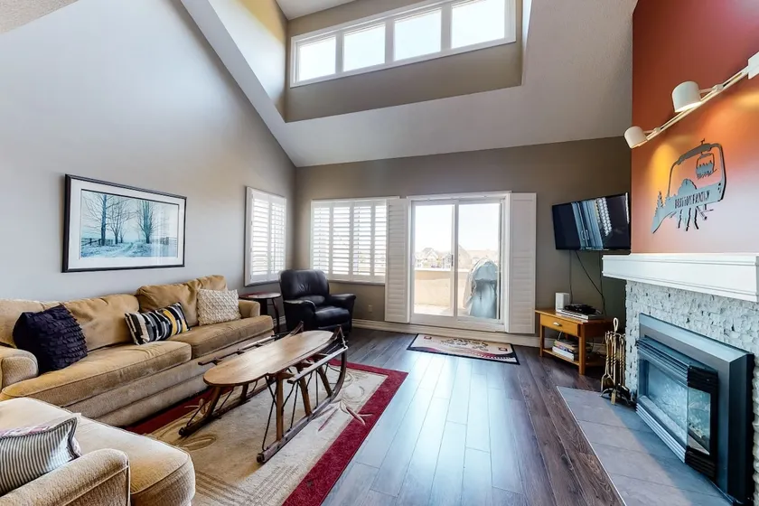 3BDR Golf Course Home | Private Sauna & Mtn Views - Image 1
