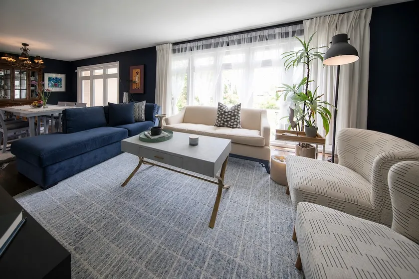 Private 4BR Retreat by O’Hare | Garden & Lake View - Image 1