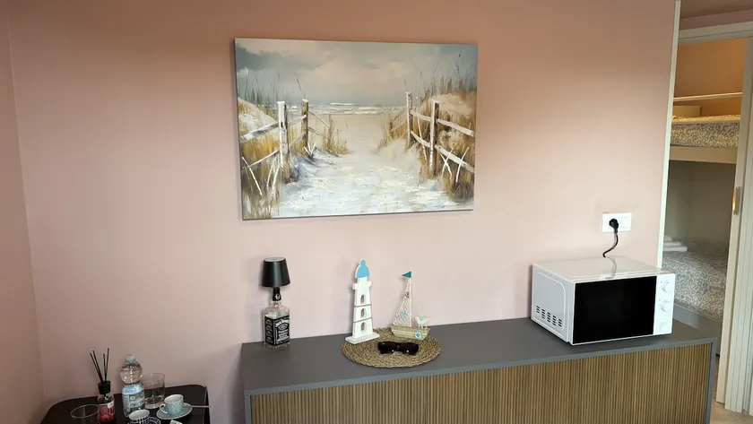 “ROSA” sea-view apartment - Image 1