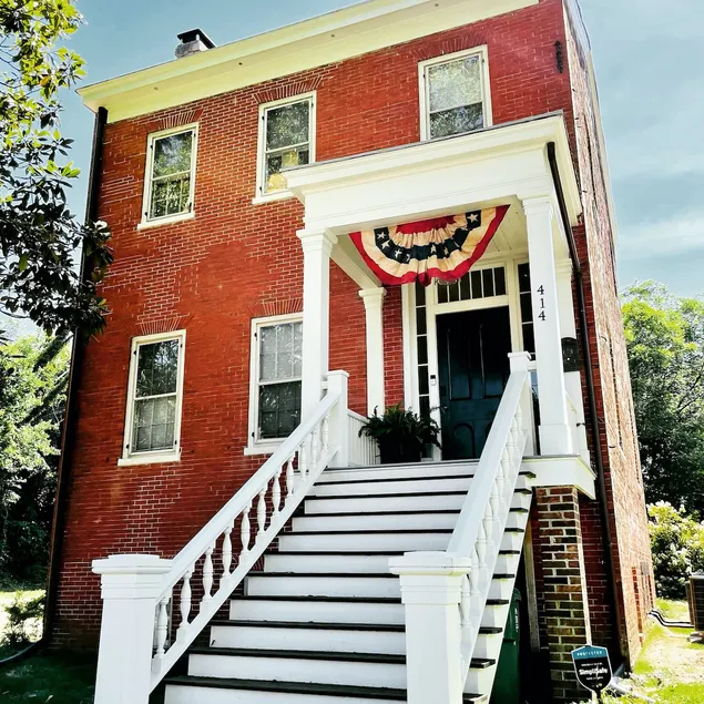 Historic 1850s McGill-Branch House Near Old Town - Image 1