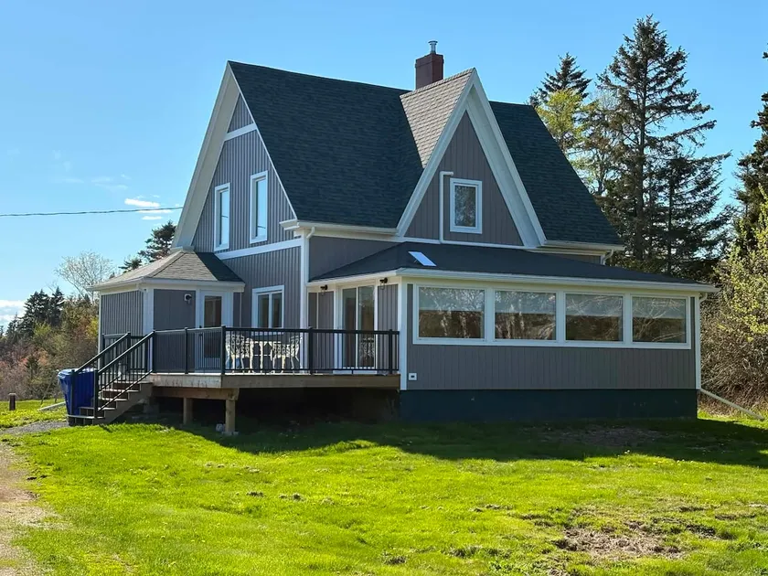Otter Cove Cottage, Newly Renovated on Campobello - Image 1