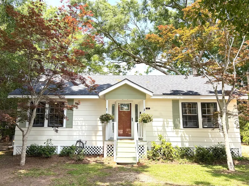 The Cozy Cottage - Image 1