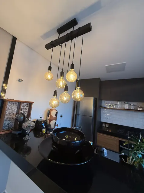 Modern and Comfortable Apartment - Image 1